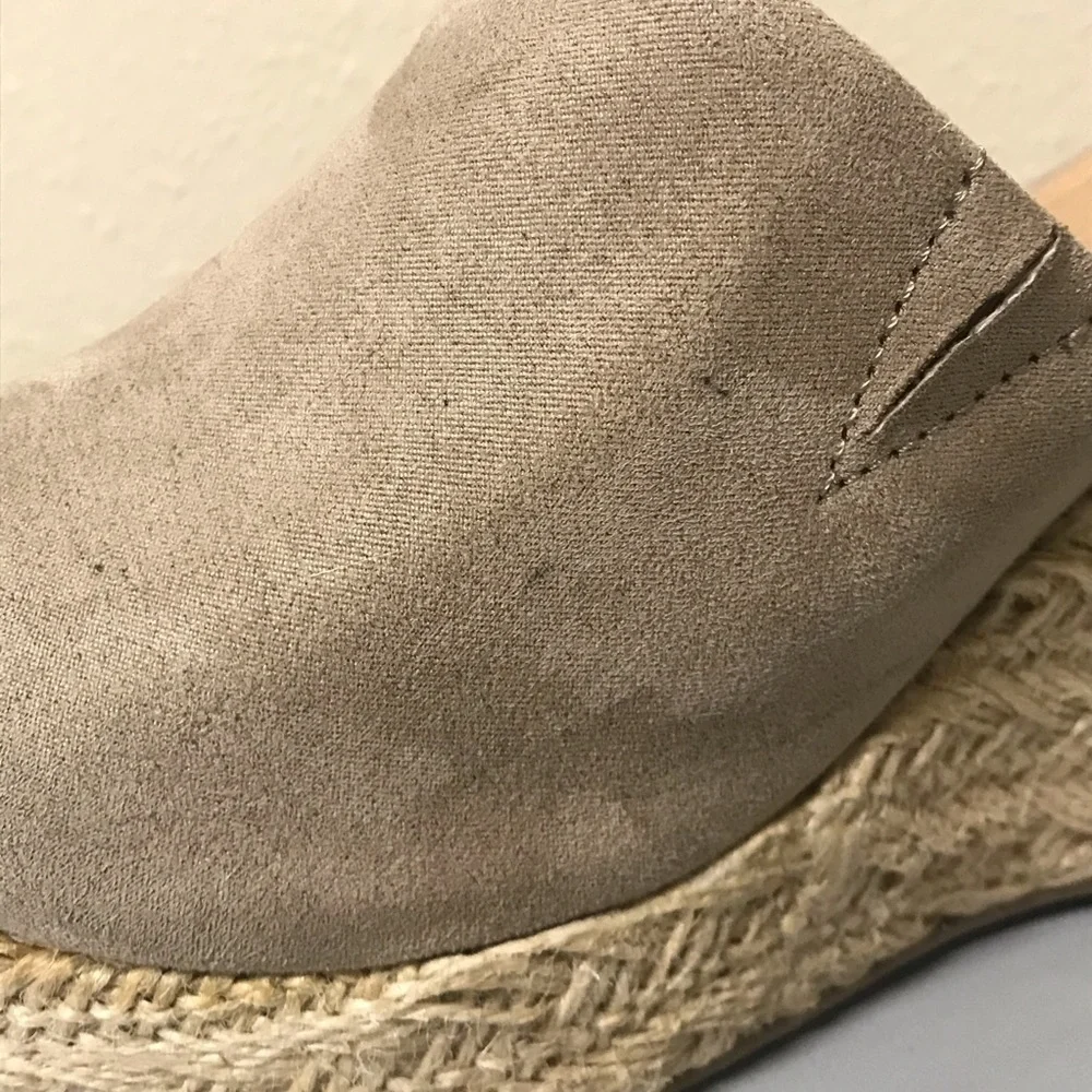 BIG BUDDHA / Gray/Tan Platform Espadrille Wedge Sandal Size 11